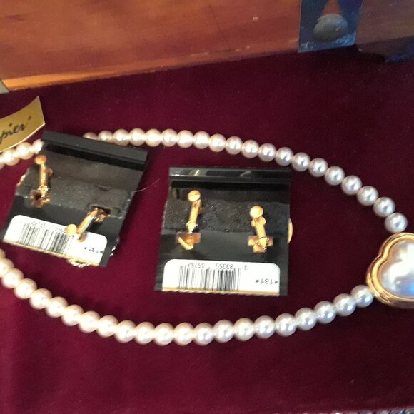 Napier Set - Picture 3 of 3